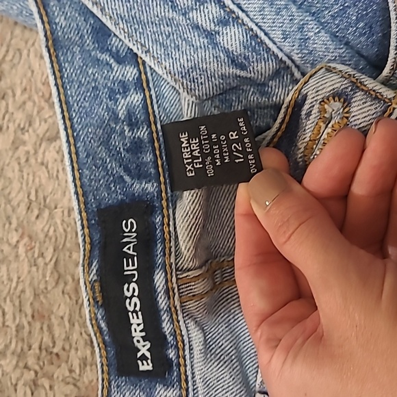 Express Jeans - Picture 3 of 3